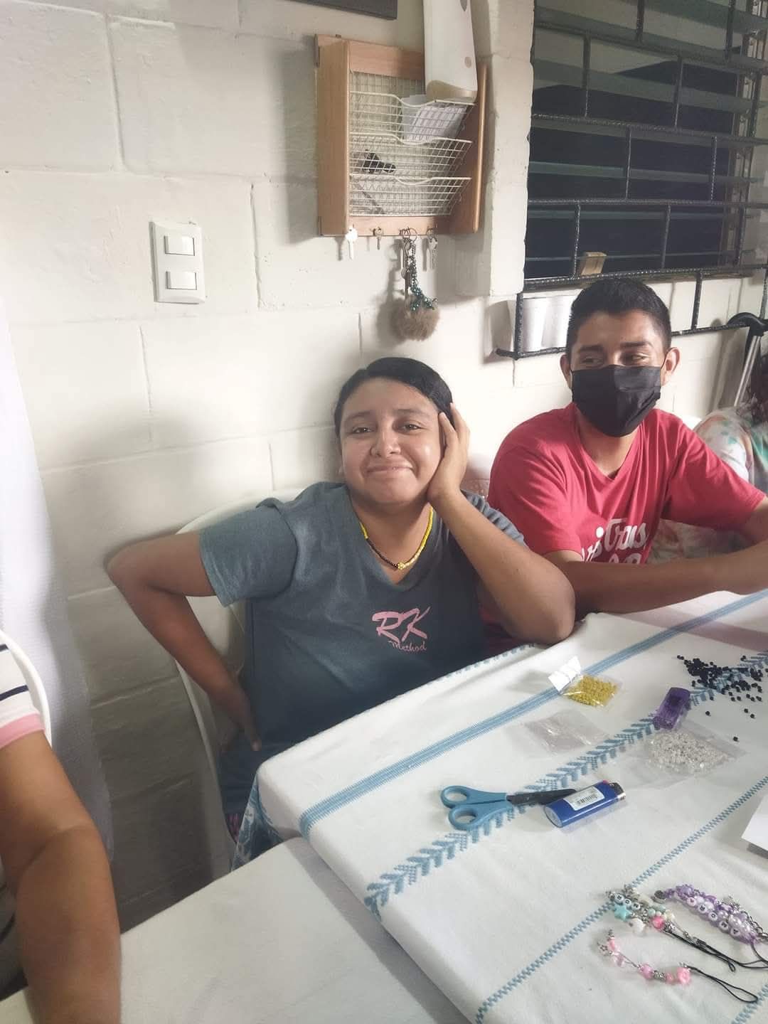 TALLER DE PULSERAS 6.jpeg